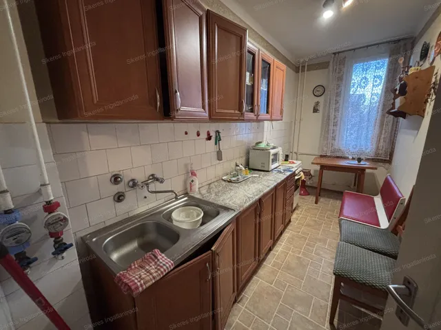 Eladó lakás Tatabánya, Kertváros 65 nm