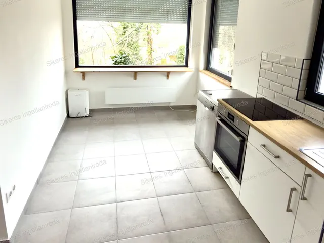 Eladó ház Velence 130 nm