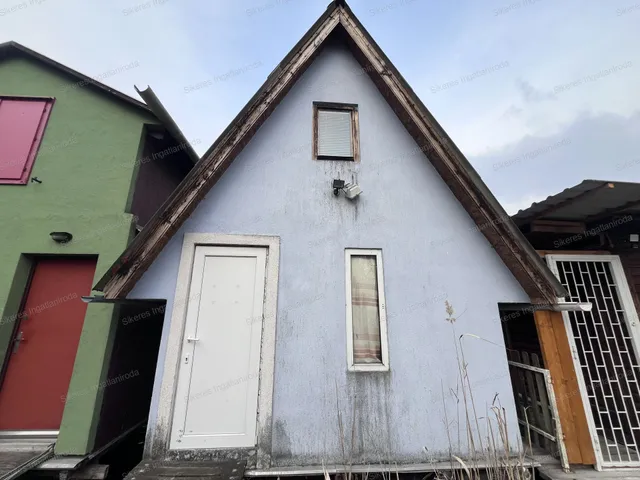 Eladó üdülő és hétvégi ház Bokod 25 nm