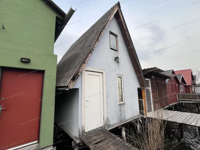 Eladó üdülő és hétvégi ház Bokod 25 nm