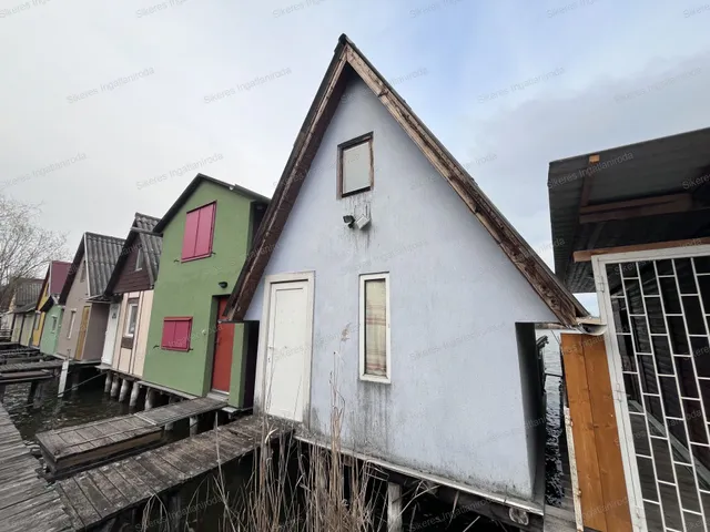 Eladó üdülő és hétvégi ház Bokod 25 nm