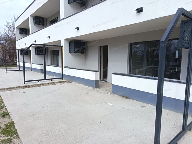 Eladó lakás Komárom 50 nm