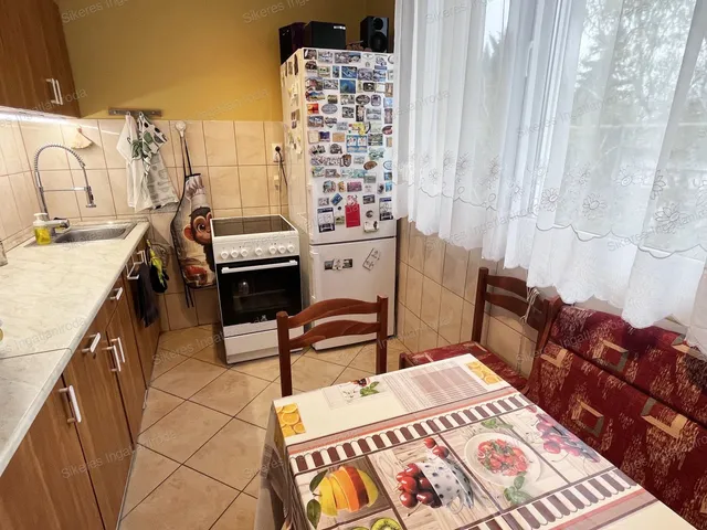 Eladó lakás Tata 63 nm