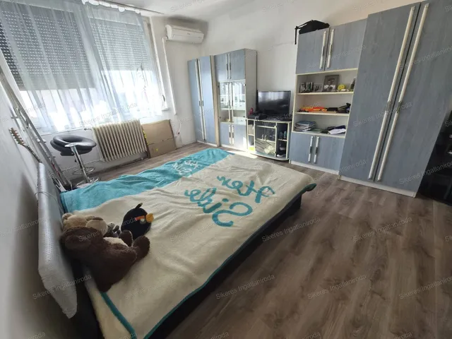 Eladó lakás Tatabánya, Újváros 49 nm