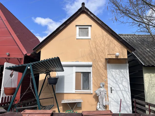 Eladó üdülő és hétvégi ház Bokod 38 nm