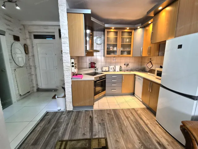 Kiadó lakás Tatabánya, Óváros 42 nm