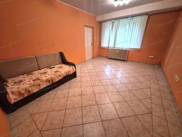 Eladó lakás Tatabánya, Újváros 49 nm