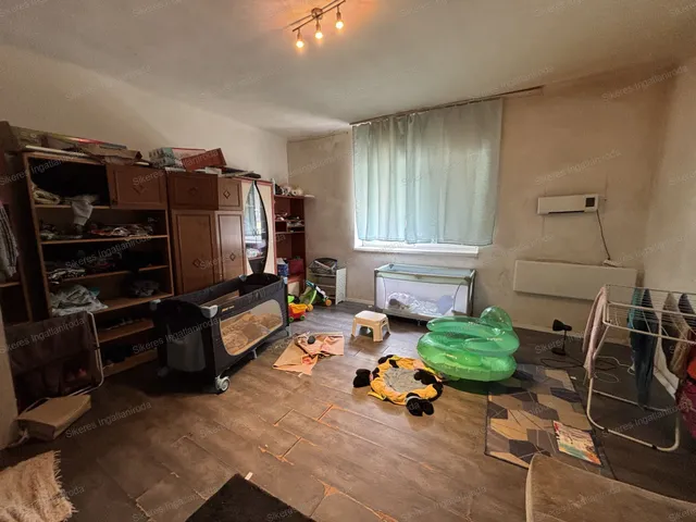 Eladó ház Komárom 47 nm