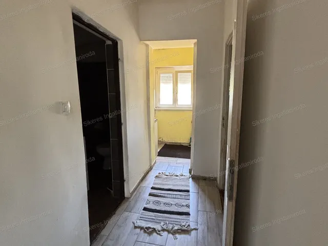 Eladó ház Komárom 47 nm