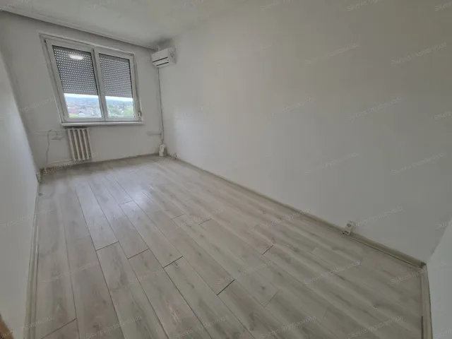 Eladó lakás Tatabánya, Sárberek 49 nm