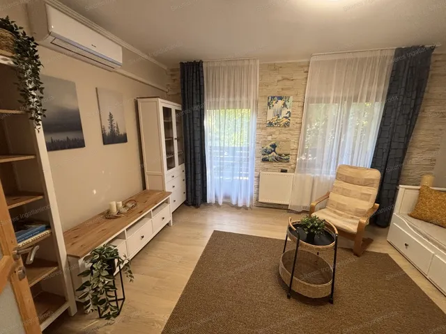 Eladó mezőgazdasági ingatlan Oroszlány 40 nm