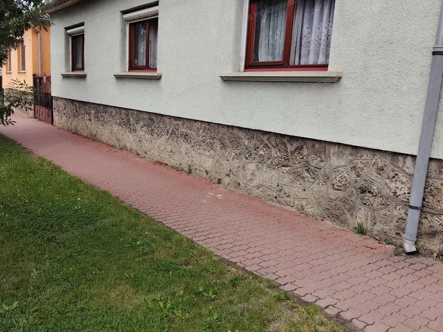 Eladó ház Tatabánya, Alsógalla 95 nm
