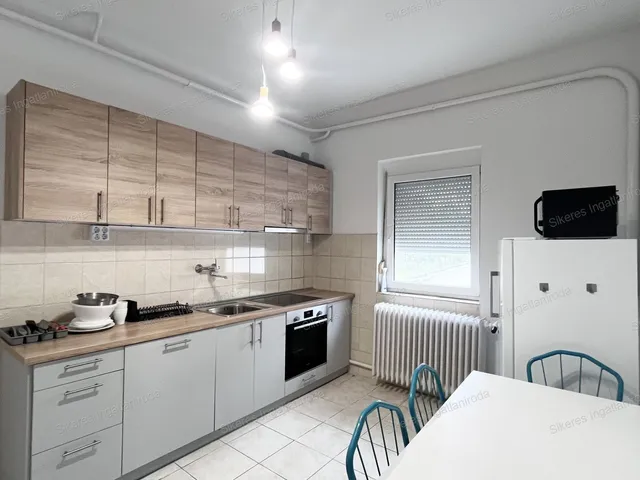 Kiadó ház Kisbér 80 nm