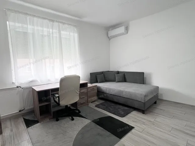Kiadó ház Kisbér 80 nm