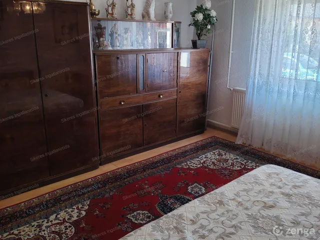 Eladó ház Tarján, Viola utca 90 nm