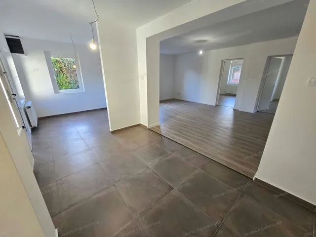 Eladó ház Ács 110 nm
