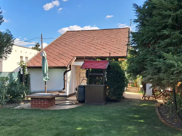 Eladó üdülő és hétvégi ház Szolnok, Üdülőtelep 36 nm