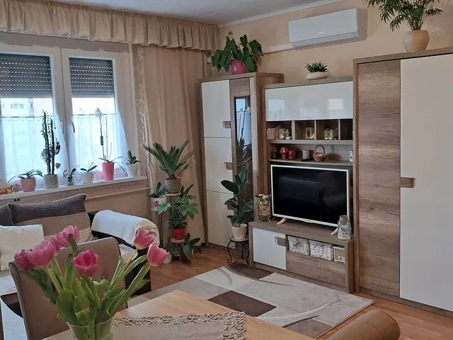 Eladó lakás Szolnok 36 nm