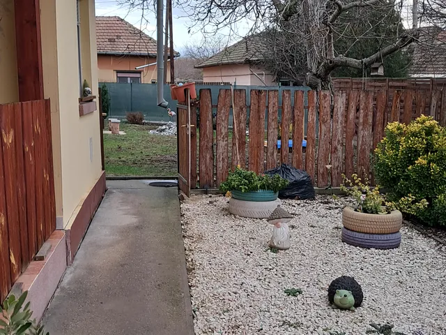 Eladó ház Tószeg 74 nm