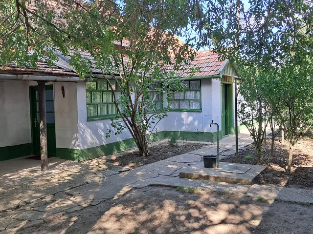 Eladó ház Tiszatenyő 80 nm