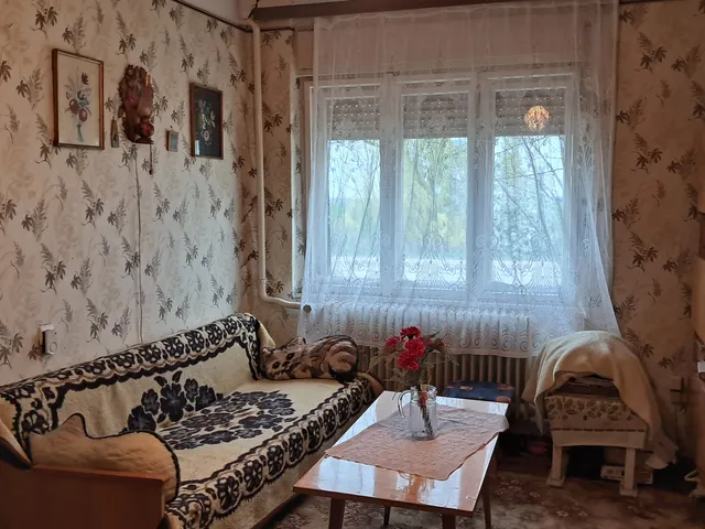 Eladó ház Tiszatenyő 85 nm