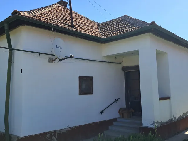 Eladó ház Tószeg 58 nm