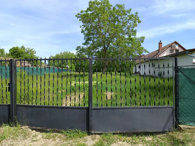 Eladó telek Abádszalók 800 nm