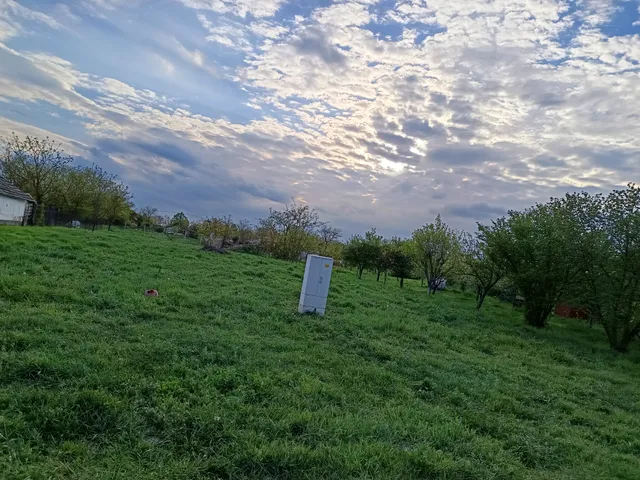 Eladó telek Törökszentmiklós 1100 nm