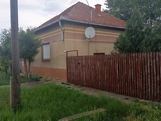 Eladó ház Törökszentmiklós 80 nm