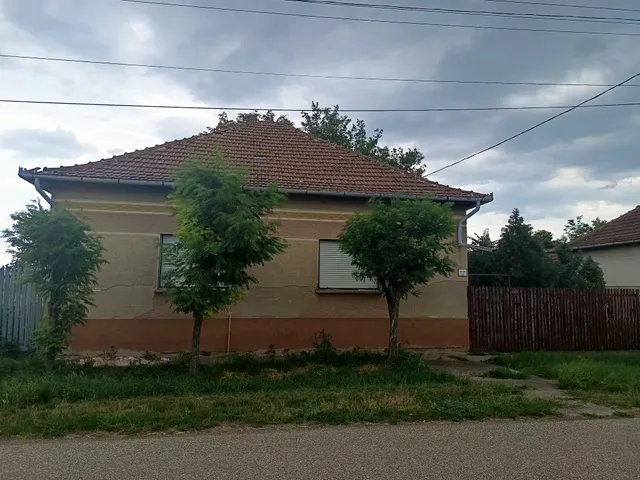 Eladó ház Törökszentmiklós 80 nm