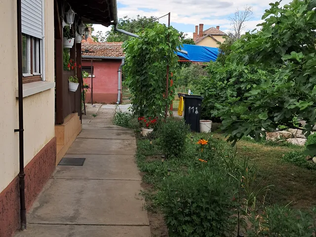 Eladó ház Jászkarajenő 75 nm