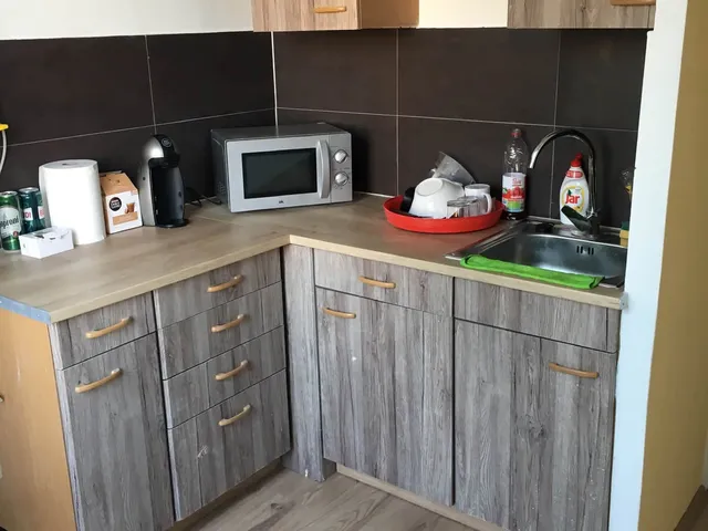 Eladó lakás Szolnok, Széchenyi-lakótelep 54 nm