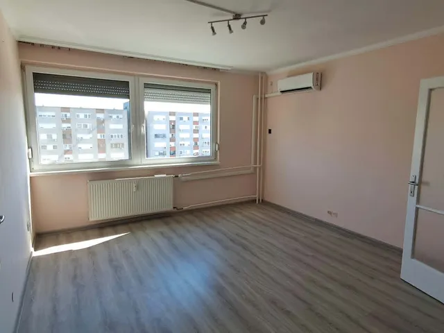 Kiadó lakás Szolnok, Belváros 36 nm