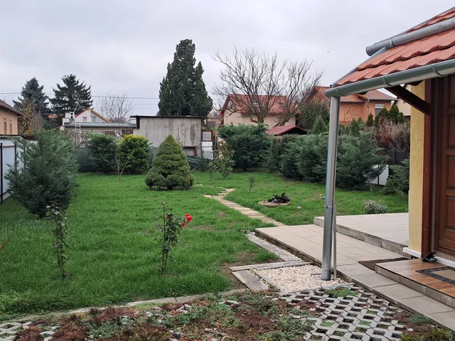 Eladó nyaraló Szolnok, Alcsisziget 32 nm