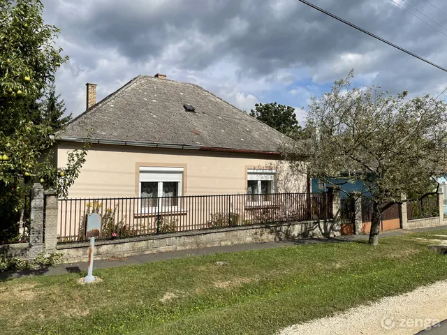 Eladó ház Borzavár 96 nm