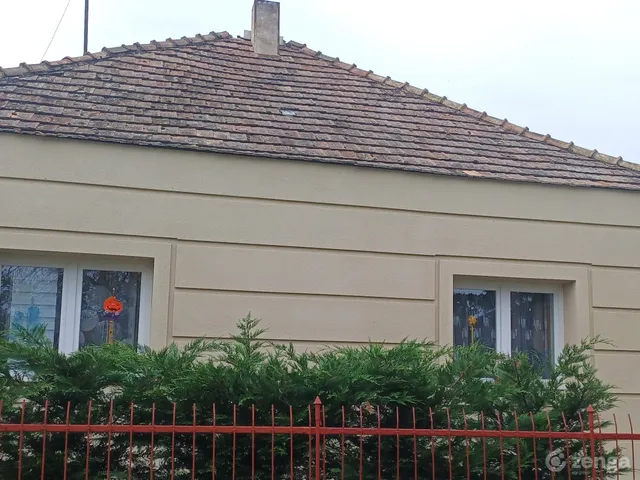 Eladó ház Pápa, Borsosgyőr 75 nm