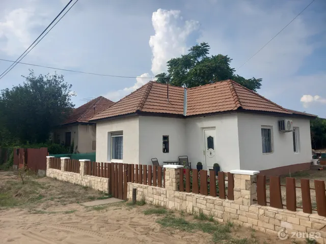 Eladó ház Örkény 50 nm