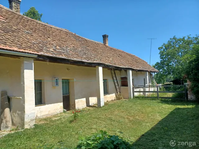 Eladó ház Bakonyszentlászló 50 nm