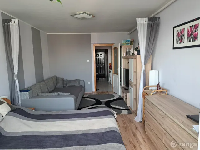 Eladó lakás Debrecen, Újkert, Borbíró tér 76 nm