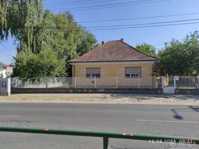 Eladó ház Izsák 750 nm