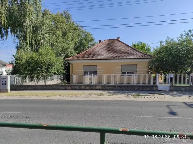 Eladó ház Izsák, Kossuth Lajos út 11 70 nm