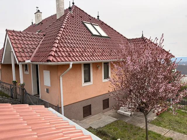 Eladó ház Szentendre, Pismány 154 nm