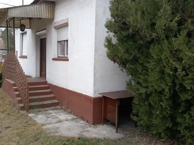 Eladó ház Táborfalva 150 nm