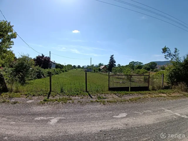 Kiadó telek Pécs, Kovácstelep 4100 nm