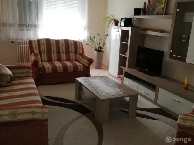 Eladó lakás Győr, Adyváros 53 nm