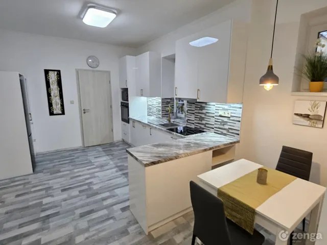 Eladó lakás Győr, Belváros 63 nm