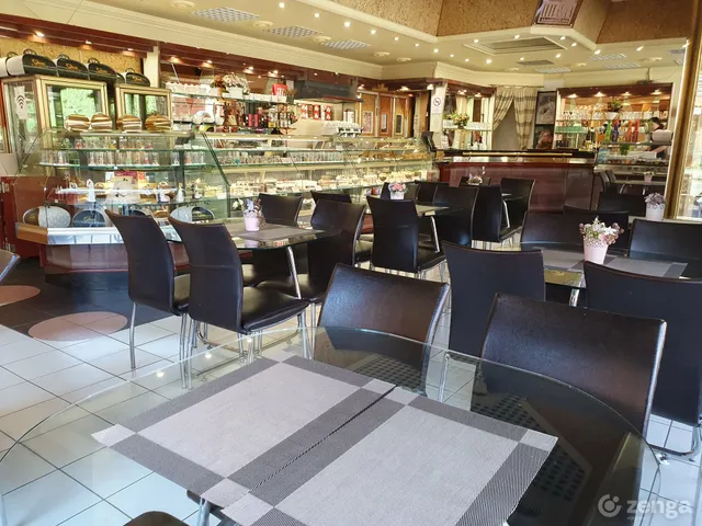 Eladó kereskedelmi és ipari ingatlan Debrecen, Kálvin tér 185 nm