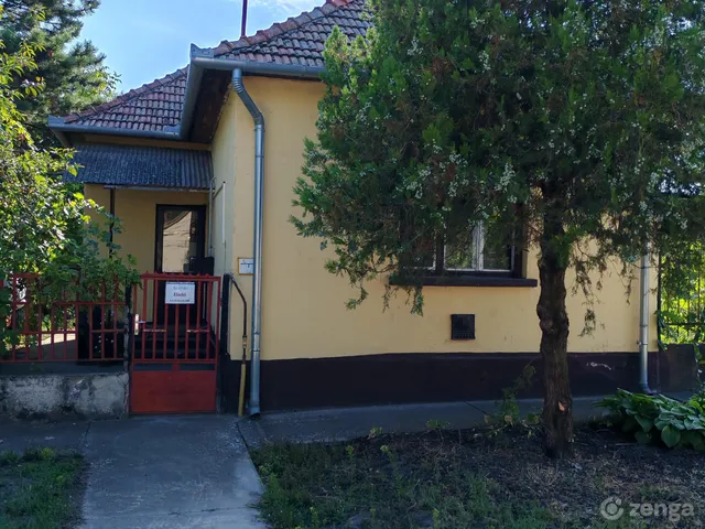 Eladó ház Tiszaalpár 48 nm
