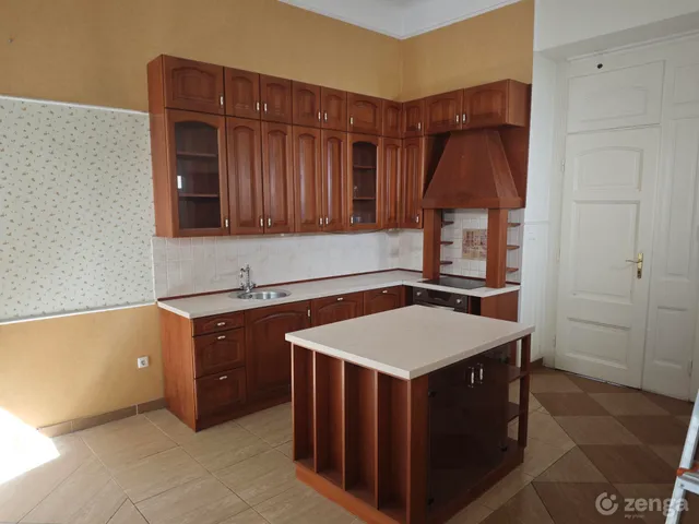 Eladó lakás Budapest XIII. kerület, Újlipótváros, Kárpát utca 7b 121 nm