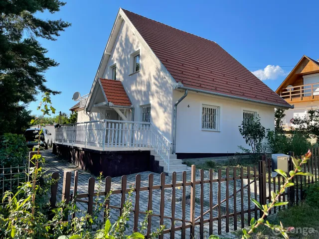 Kiadó ház Révfülöp 102 nm
